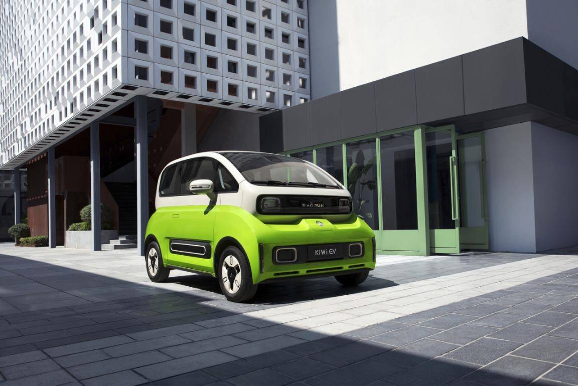 大廠新能源車對(duì)比 歐拉好貓VS寶駿KiWi EV，續(xù)航充足誰(shuí)更值得選？